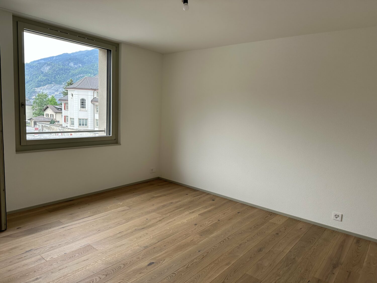 Wohnung A 1.2 Zimmer mit Sicht Schloss Zizers